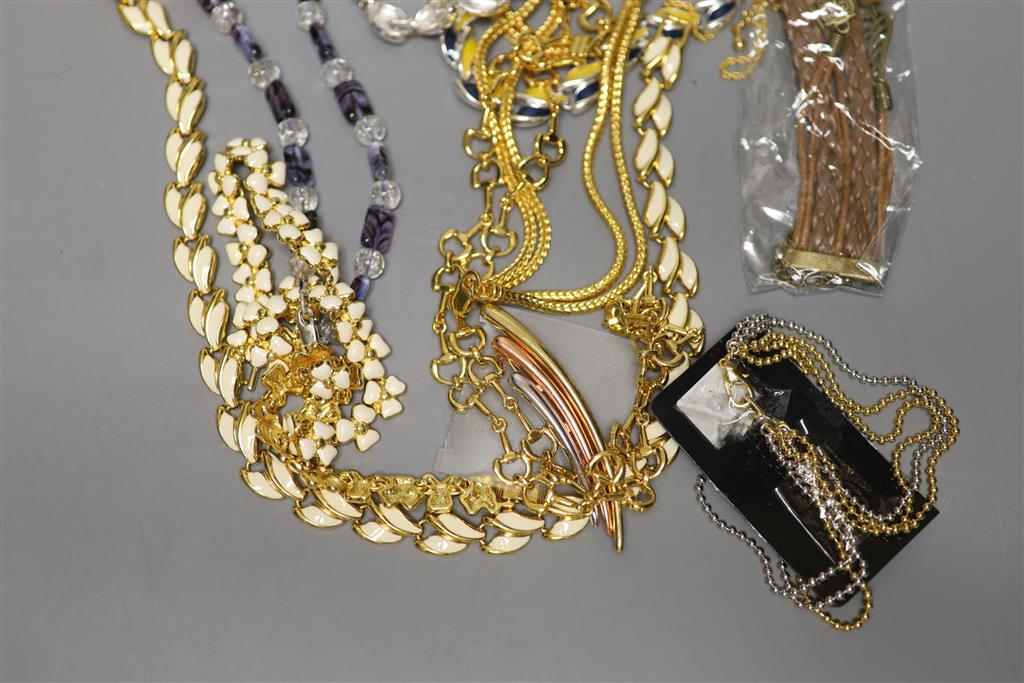 A small group of assorted modern costume jewellery.